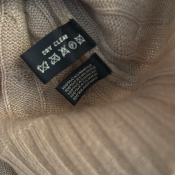 Ralph Lauren Slim Fit crew neck Cashmere Sweater Size L - Picture 4 of 4